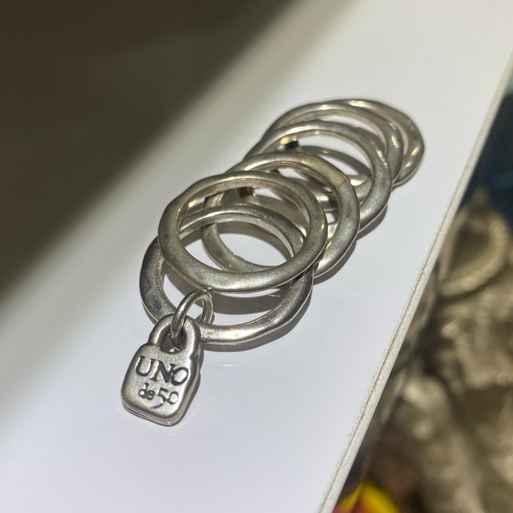 UNO de 50 Silver Stacked Rings - Picture 6 of 9